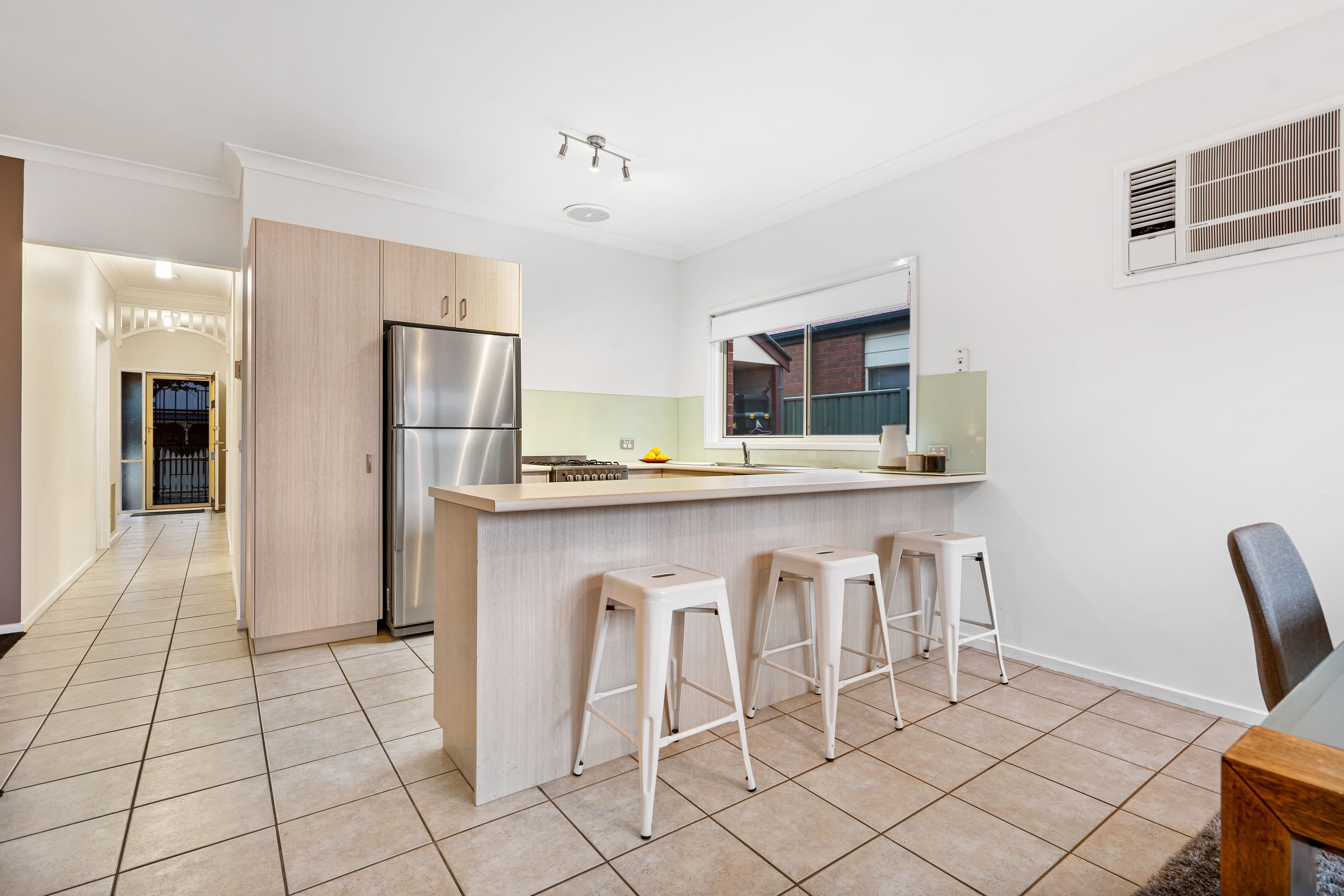 53 Kyneton Circuit, Caroline Springs VIC 3023, Caroline Springs - Thumbnail 2