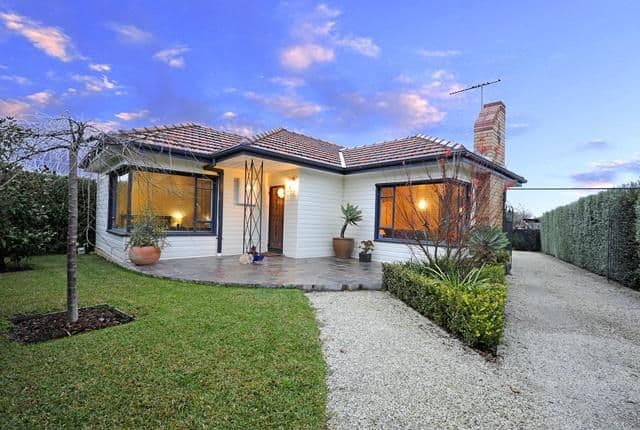 97 St Vigeons Road, RESERVOIR VIC 3073, Reservoir - Thumbnail 2