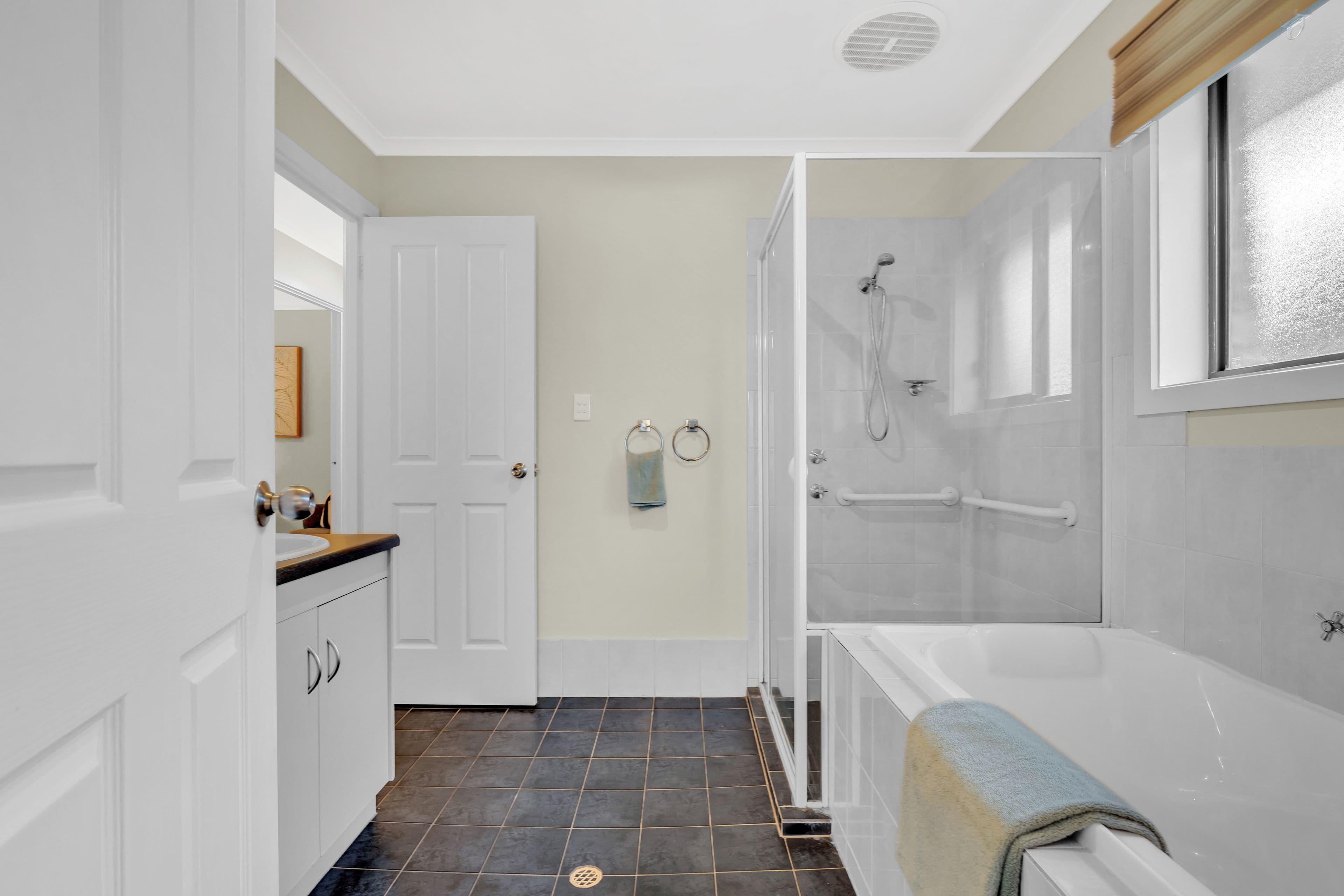 8 Dylan Court, Smithfield SA 5114, Smithfield - Thumbnail 8