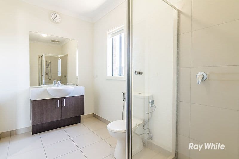 14 San Fratello Street, Clyde North VIC 3978, Clyde North - Thumbnail 3