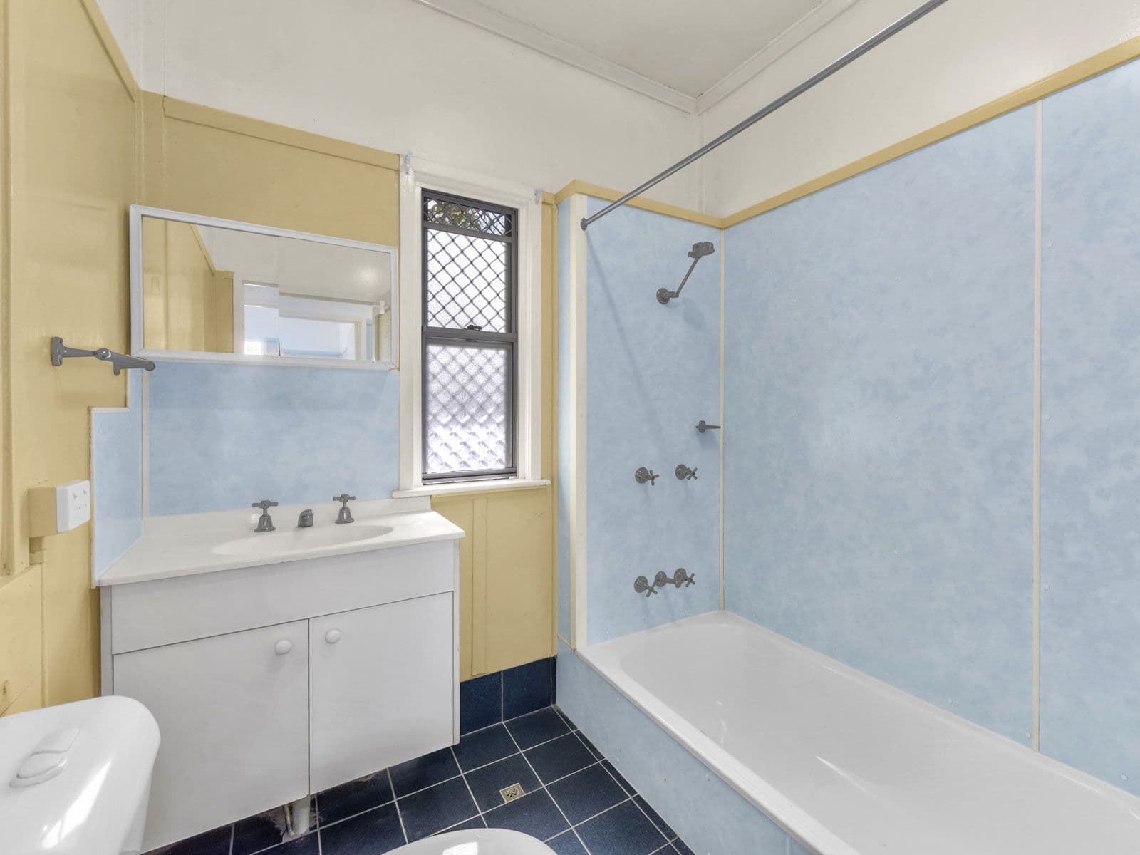 142 Chataway Street, Carina Heights QLD 4152, Carina Heights - Thumbnail 8