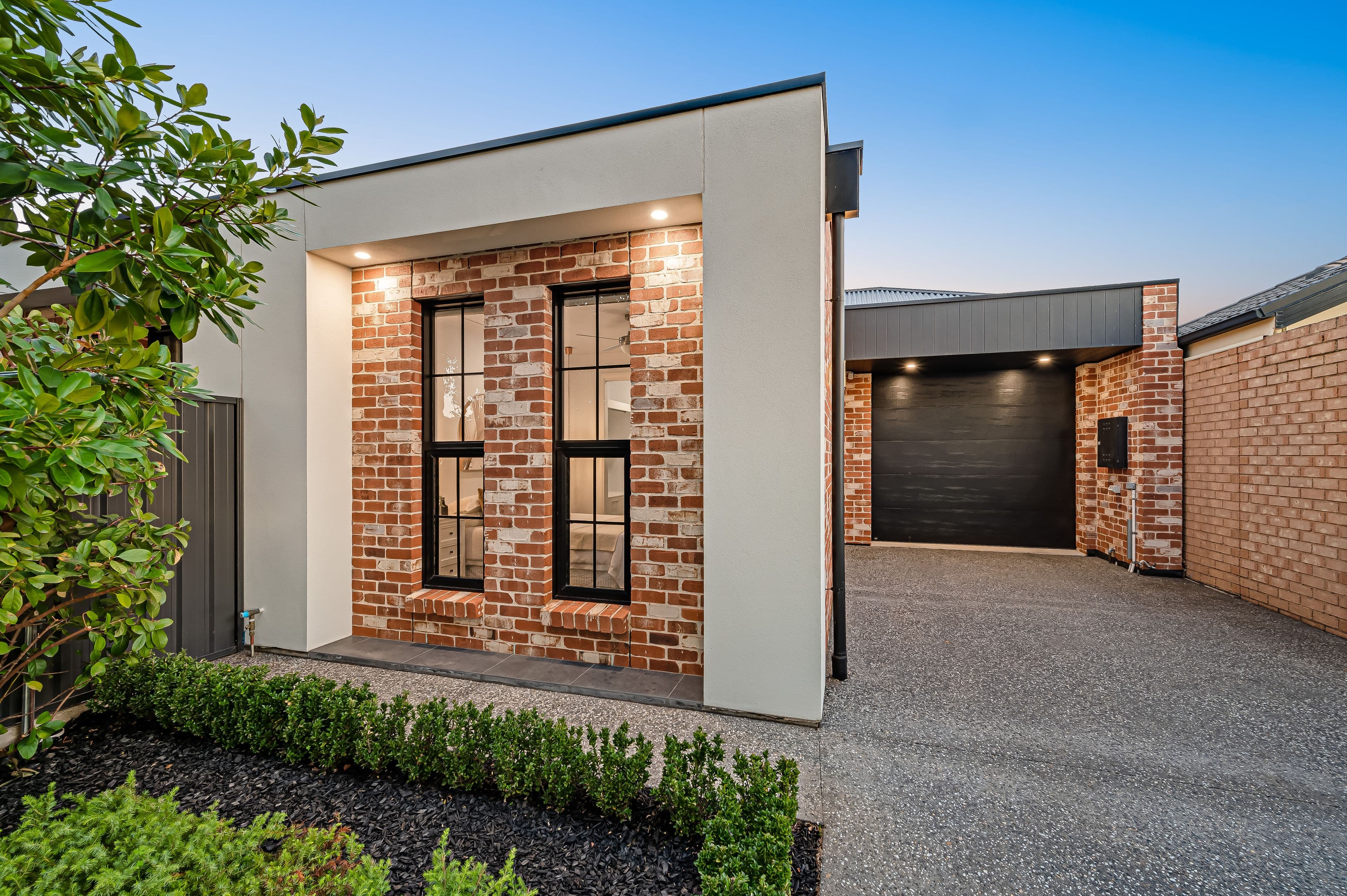 12 Second Avenue, Seaton SA 5023, Seaton - Thumbnail 2