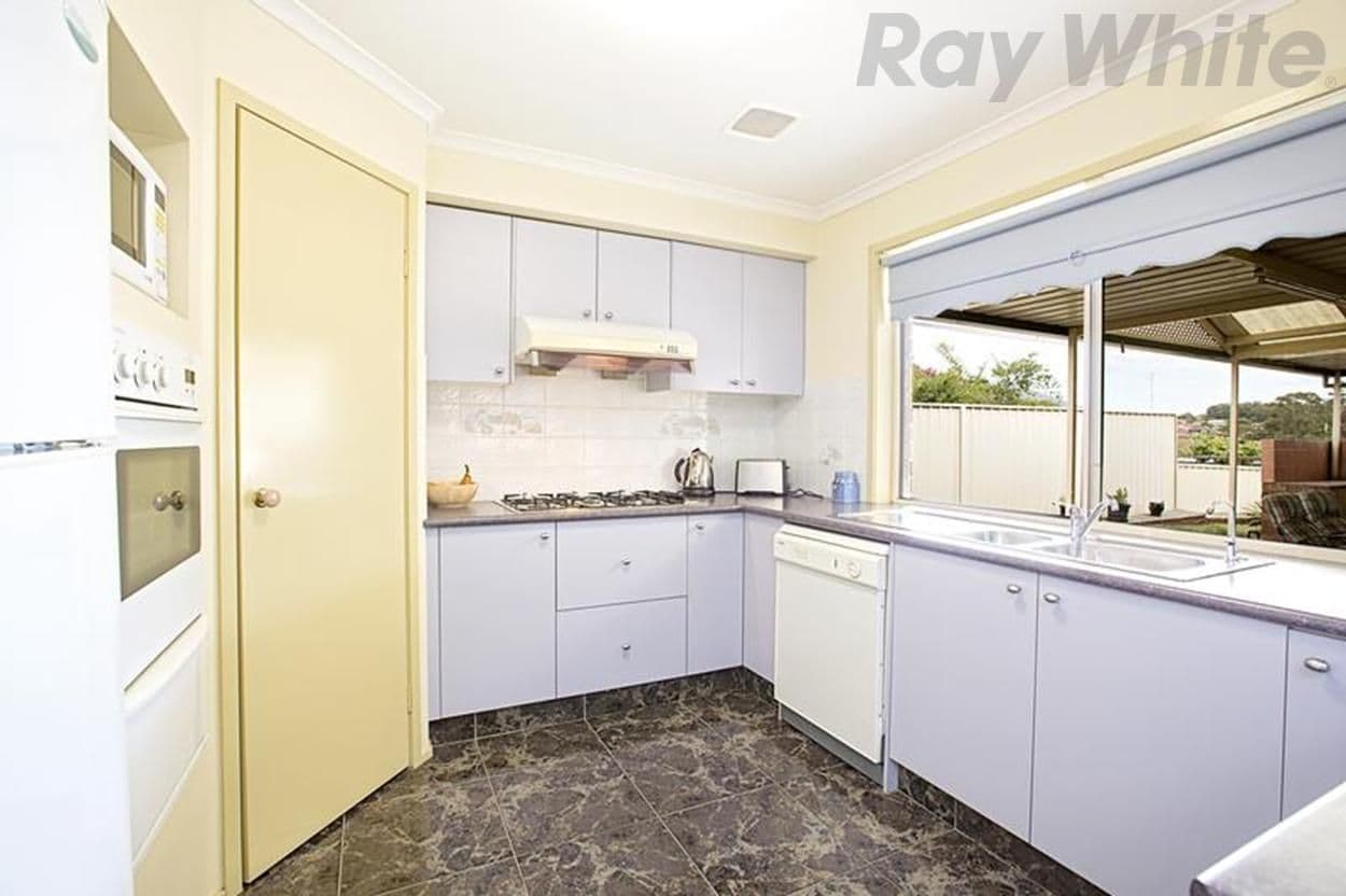1 Bardia Place, BOSSLEY PARK NSW 2176, Bossley Park - Thumbnail 2
