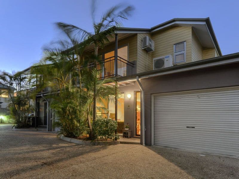 118 Railway Parade, NORMAN PARK QLD 4170, Norman Park - Image 1