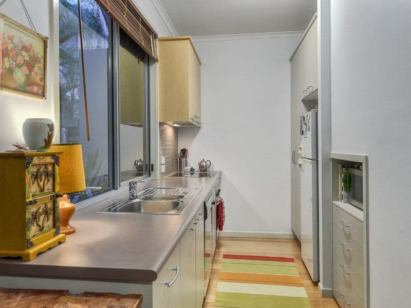 118 Railway Parade, NORMAN PARK QLD 4170, Norman Park - Thumbnail 4