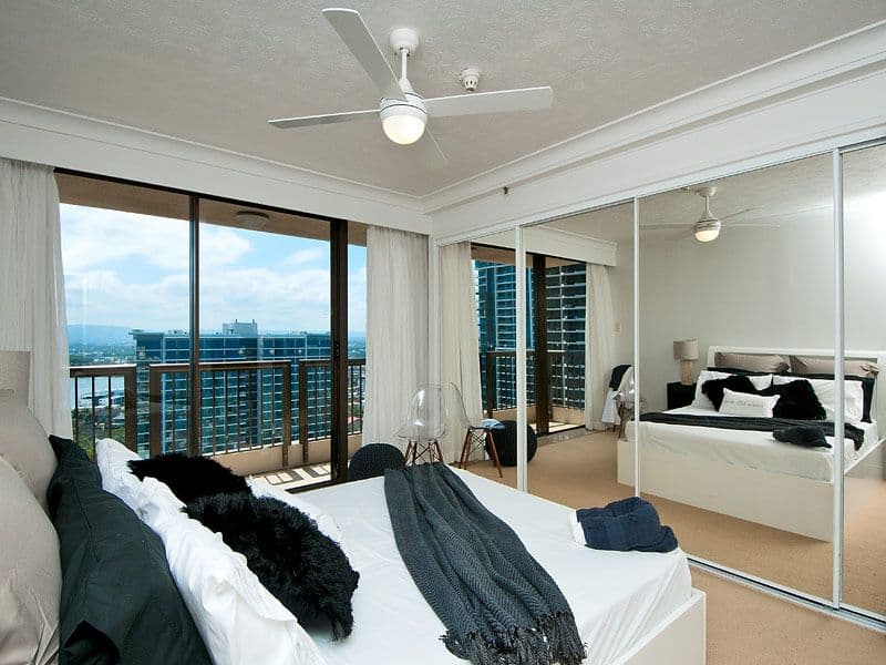 2201 'Longbeach' 28 Northcliffe Terrace, Surfers Paradise QLD 4217, Surfers Paradise - Thumbnail 4