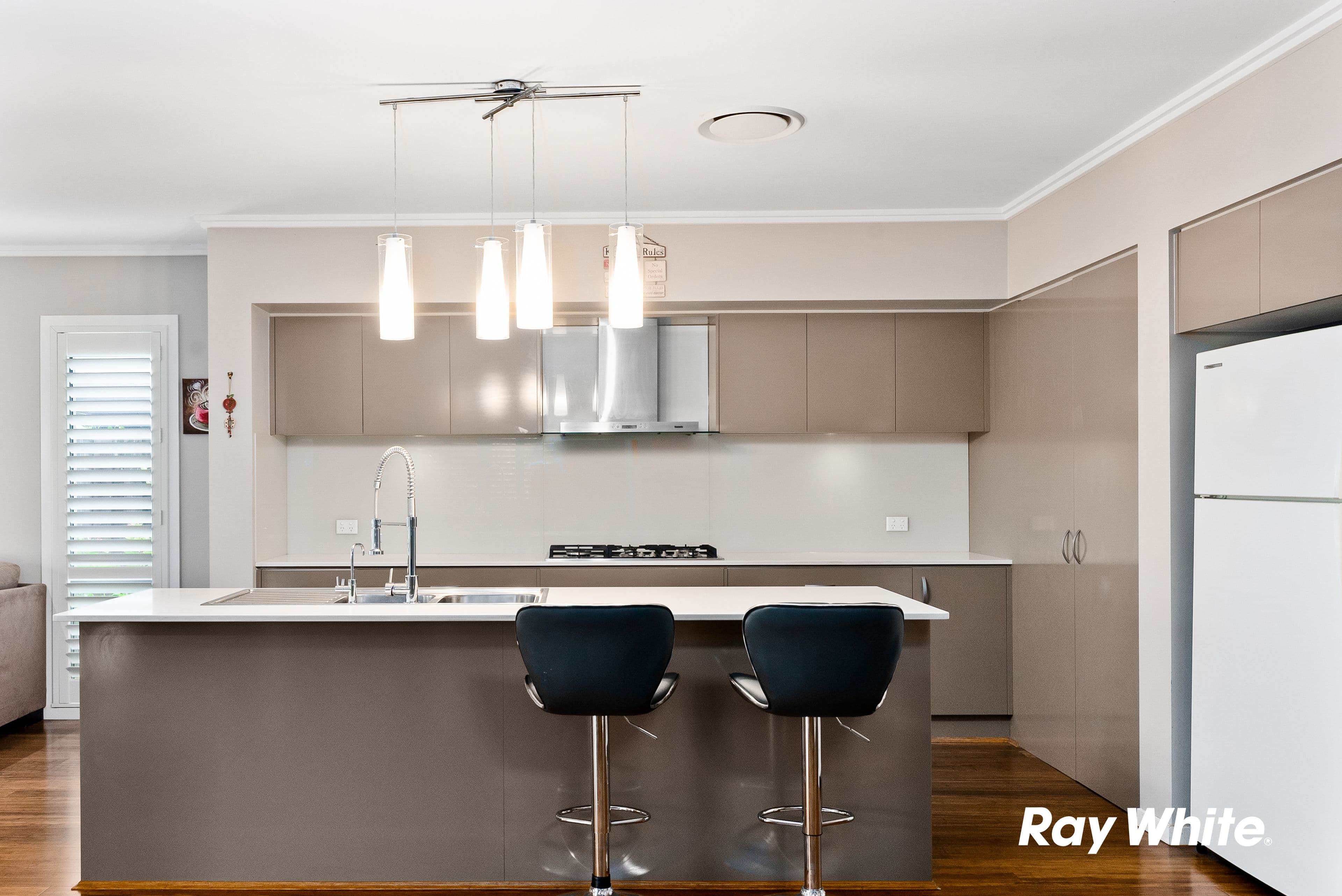 13 Edgewood Drive, Stanhope Gardens NSW 2768, Stanhope Gardens - Thumbnail 4