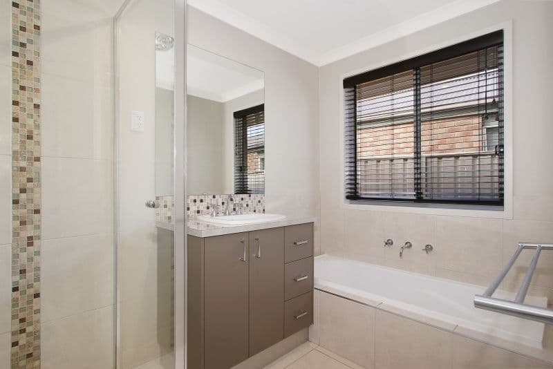 33 Carstens Street, Lavington NSW 2641, Lavington - Thumbnail 4
