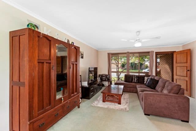 50 Pallert Street, MIDDLE PARK QLD 4074, Middle Park - Thumbnail 4