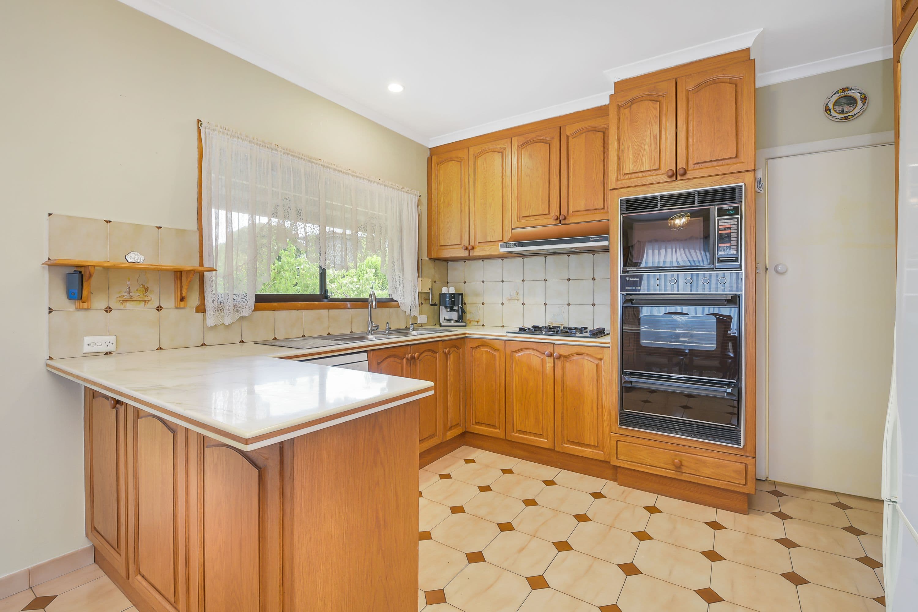 729 Waverley Road, Glen Waverley VIC 3150, Glen Waverley - Thumbnail 5