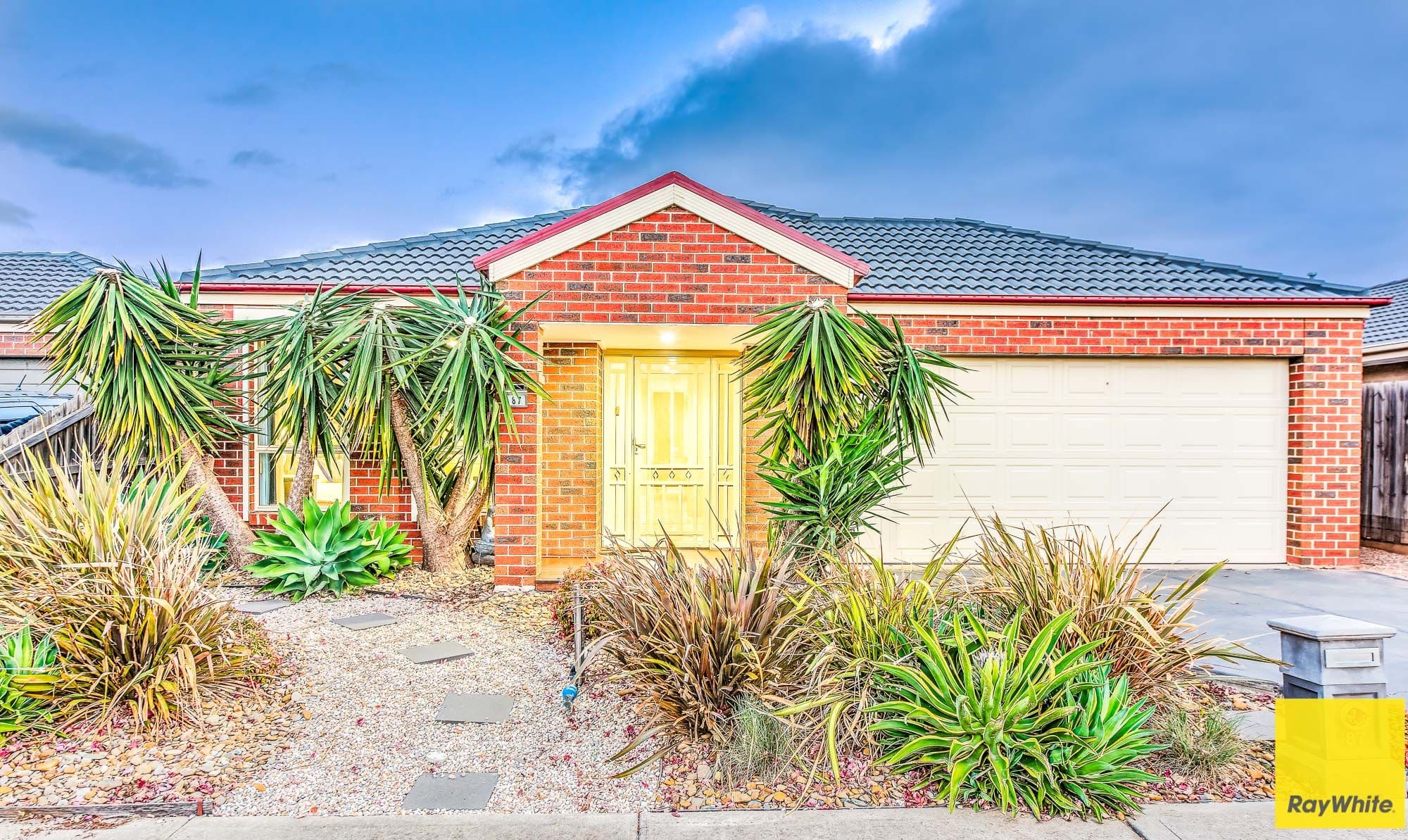 87 Rose Grange Boulevard, Tarneit VIC 3029, Tarneit - Thumbnail 2