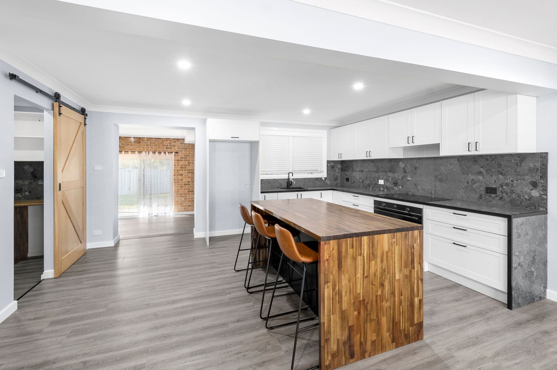 17 Minchin Avenue, Hobartville NSW 2753, Hobartville - Thumbnail 2