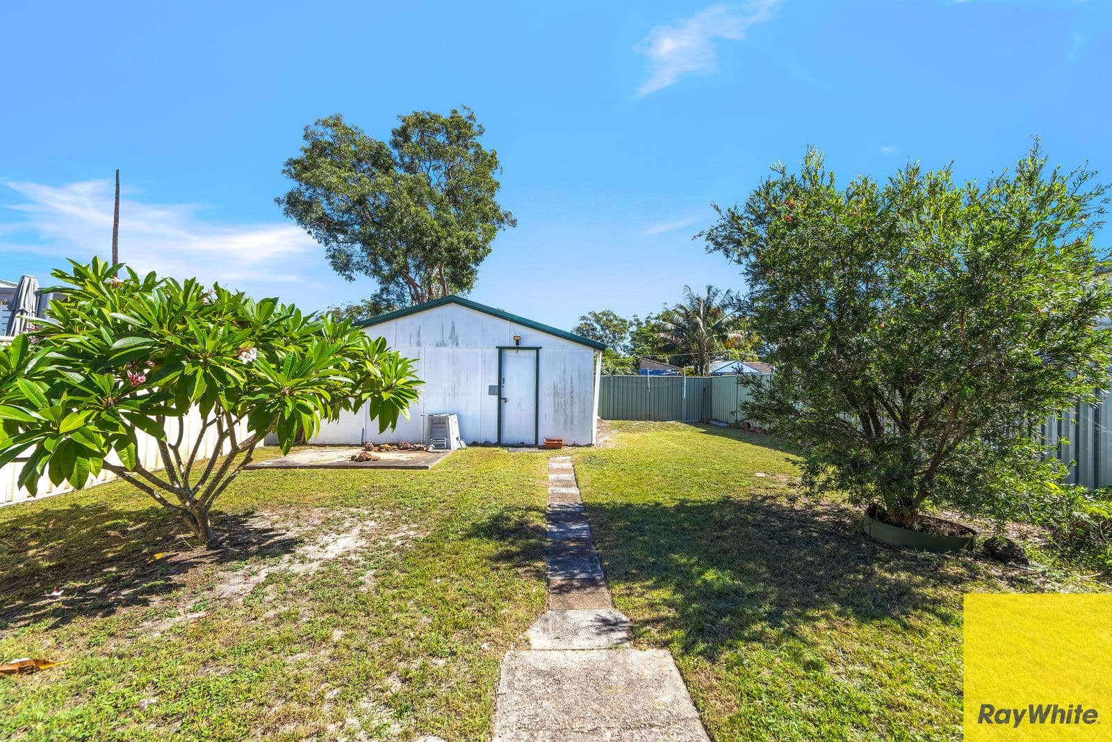 11 Commonwealth Avenue, Blackwall NSW 2256, Blackwall - Thumbnail 3