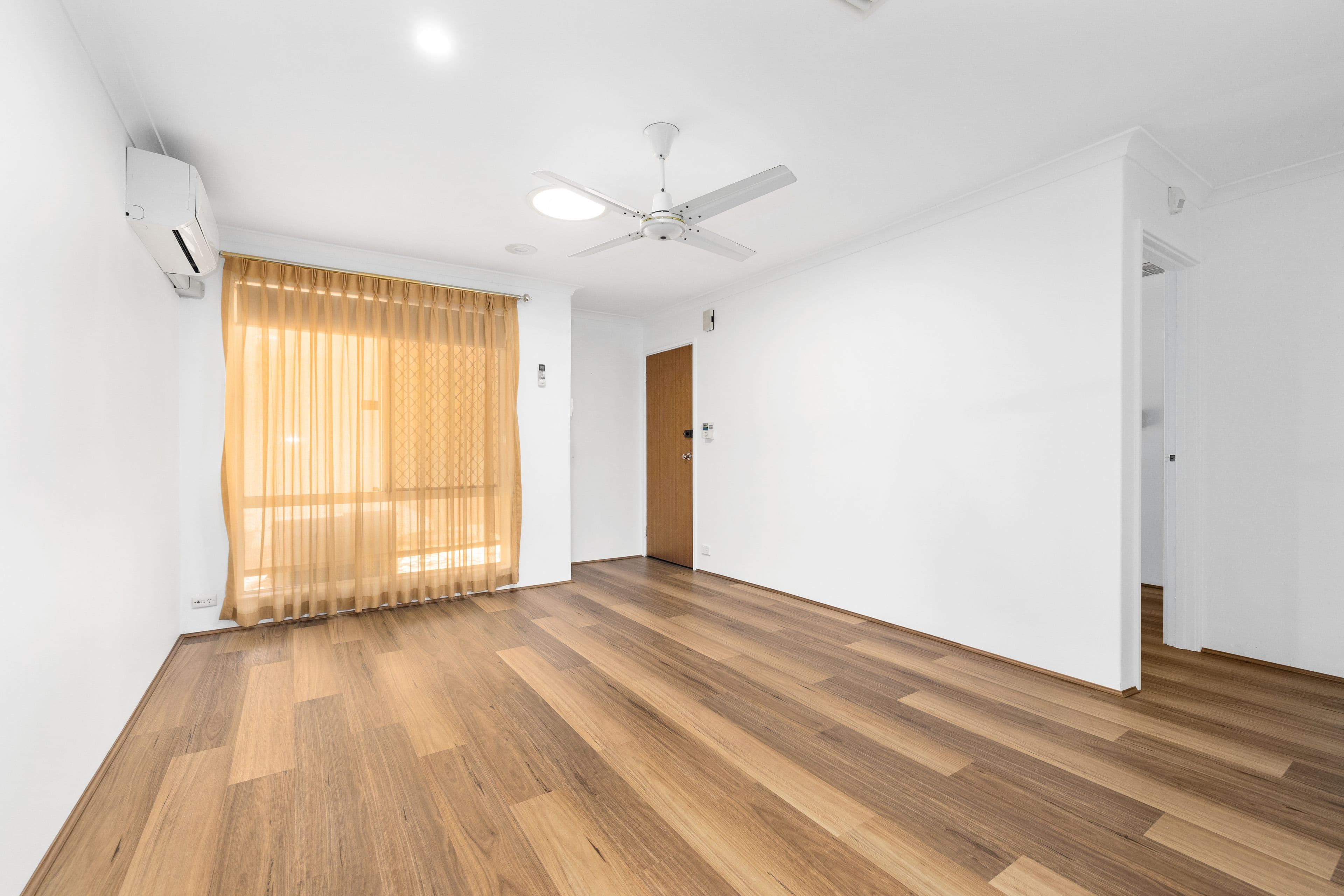 15 Anzac Street, Bayswater WA 6053, Bayswater - Thumbnail 2