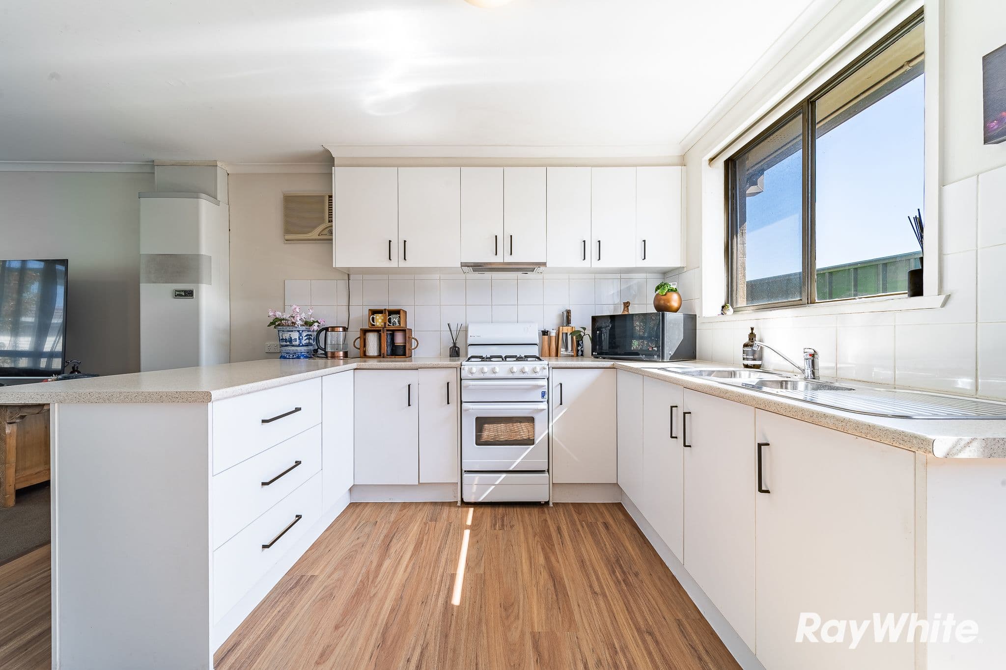 16 Wireless Street, Kangaroo Flat VIC 3555, Kangaroo Flat - Thumbnail 7