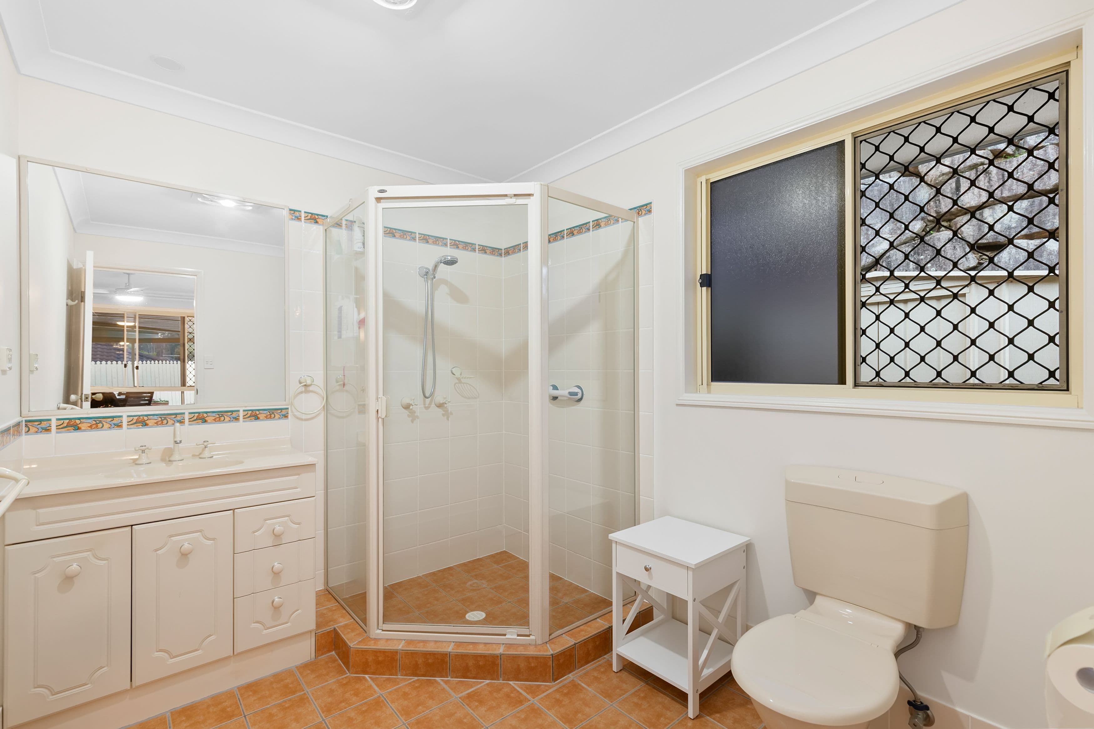 12 Yarraman Street, Arana Hills QLD 4054, Arana Hills - Thumbnail 6