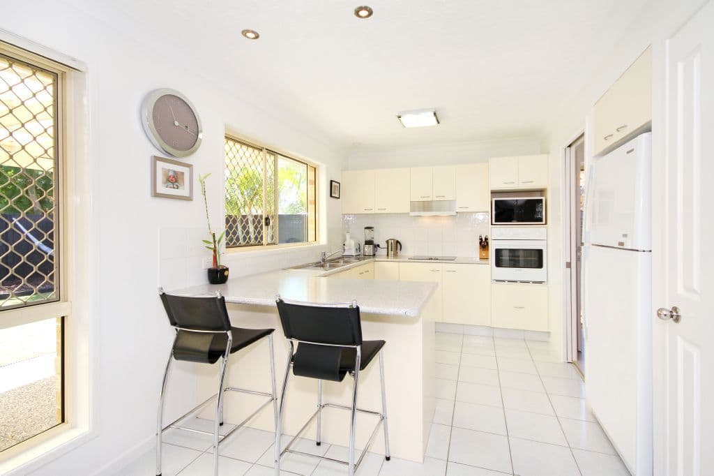 33 Lambor Drive, MUDGEERABA QLD 4213, Mudgeeraba - Thumbnail 7