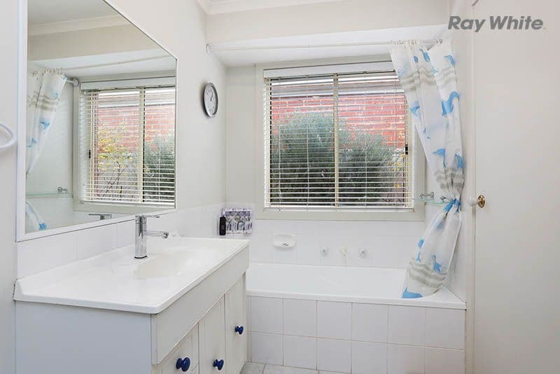 8 Stoneman Turn, Point Cook VIC 3030, Point Cook - Thumbnail 6