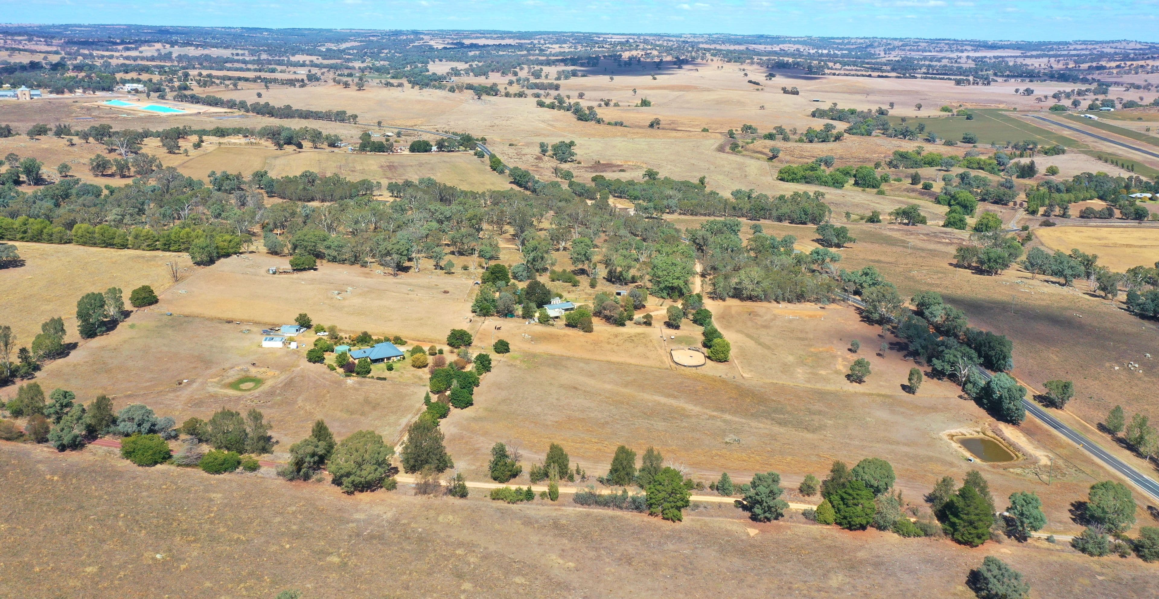 6 Powderlys Road, Young NSW 2594, Young - Thumbnail 4
