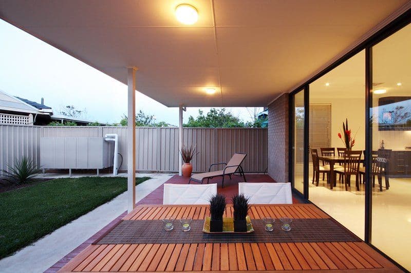 4 Heysen Crescent, WEST LAKES SHORE SA 5020, West Lakes Shore - Thumbnail 2
