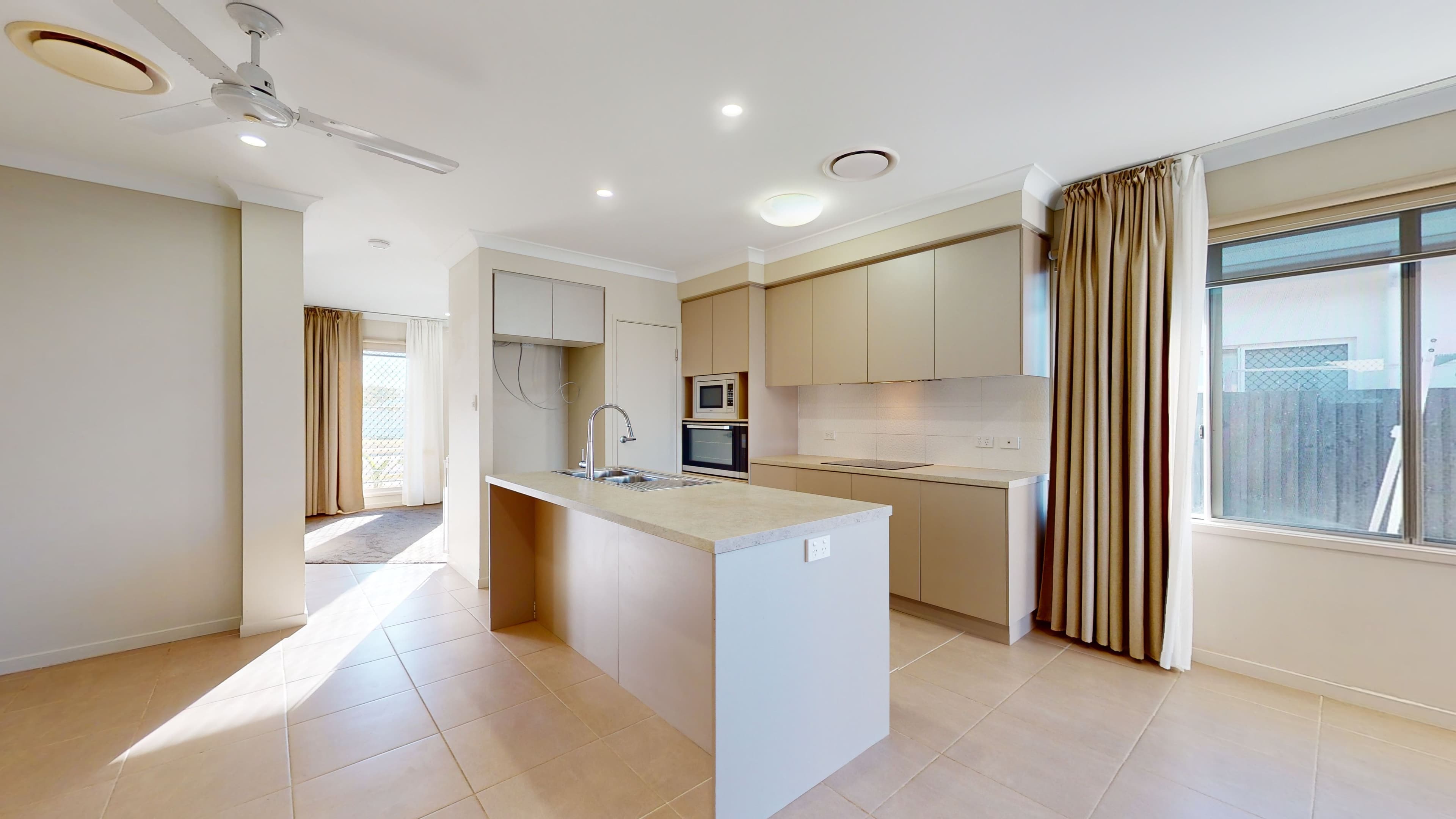 28 Emperor Boulevard, Burdell QLD 4818, Burdell - Thumbnail 2