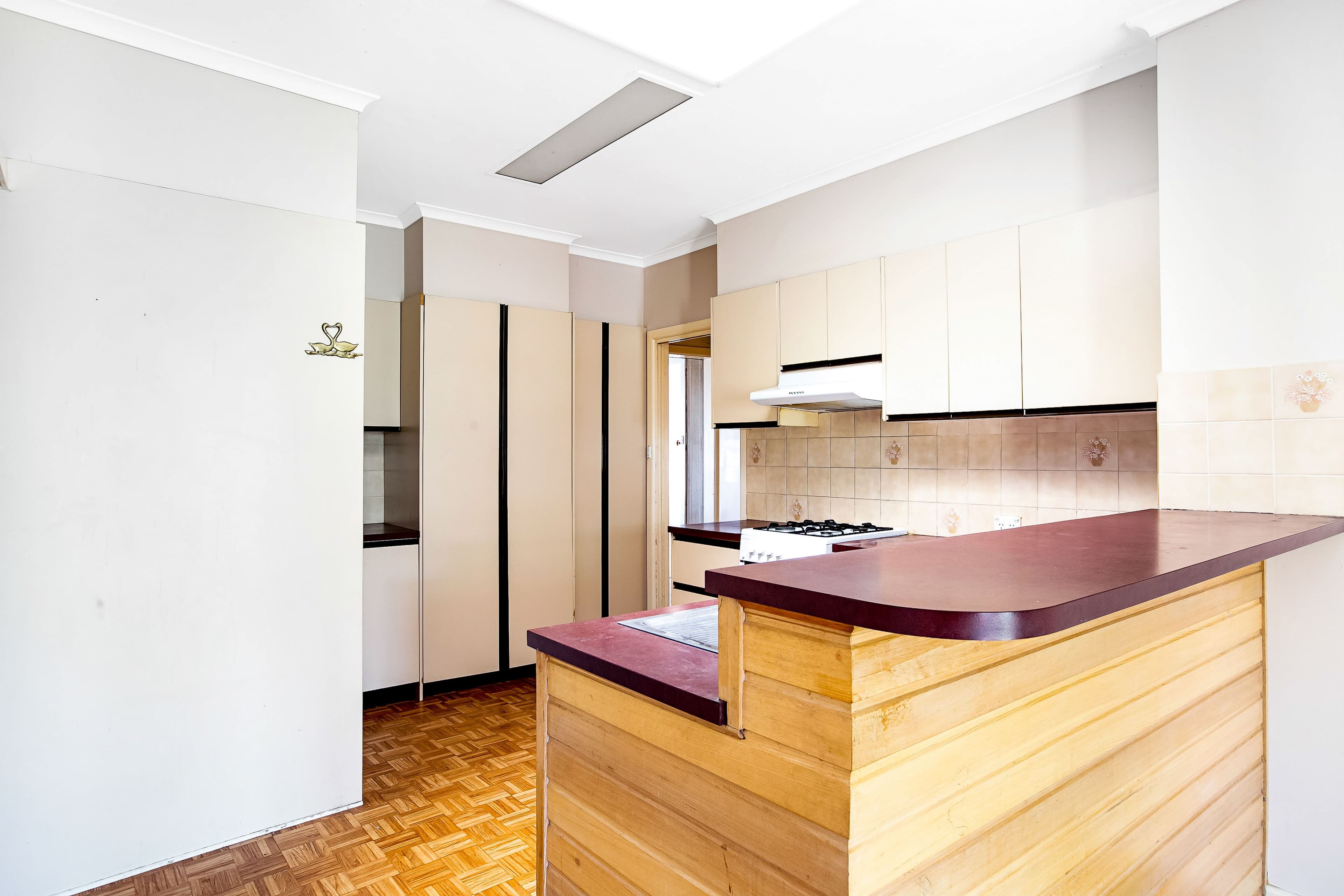 14 Heather Court, Glenroy VIC 3046, Glenroy - Thumbnail 4