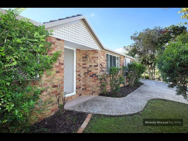 7 Geewan Place, CHAPEL HILL QLD 4069, Chapel Hill - Thumbnail 2