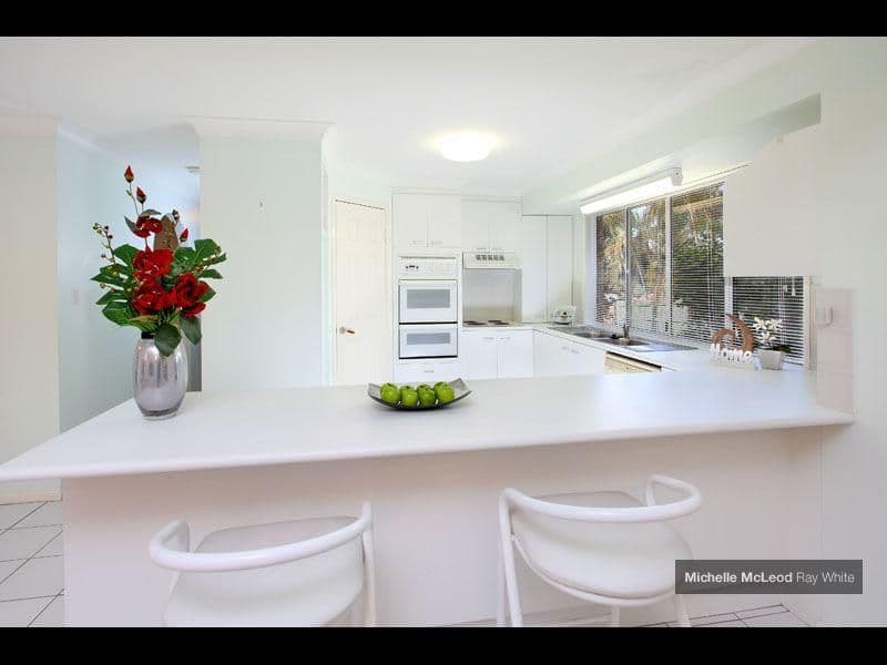 7 Geewan Place, CHAPEL HILL QLD 4069, Chapel Hill - Thumbnail 3