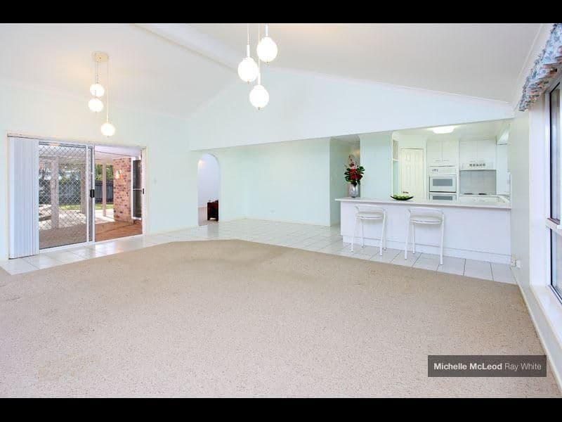 7 Geewan Place, CHAPEL HILL QLD 4069, Chapel Hill - Thumbnail 4