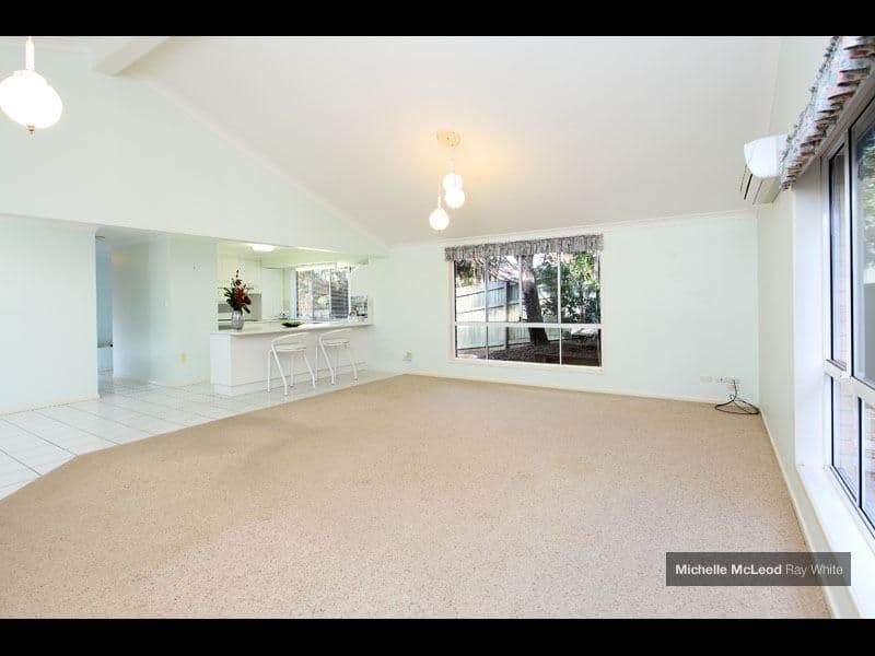 7 Geewan Place, CHAPEL HILL QLD 4069, Chapel Hill - Thumbnail 5