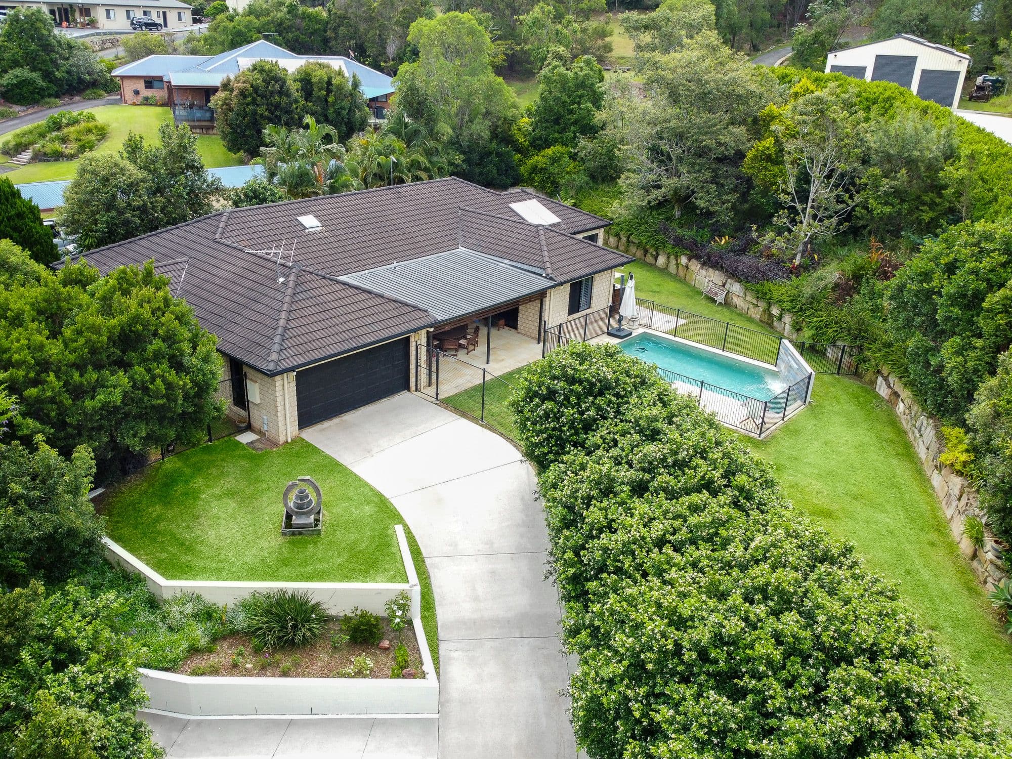 8 Sundown Court, Cashmere QLD 4500, Cashmere - Image 1
