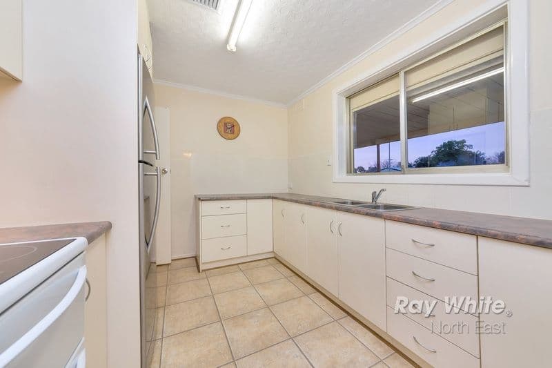 19 Turnworth Street, Elizabeth Downs SA 5113, Elizabeth Downs - Thumbnail 5