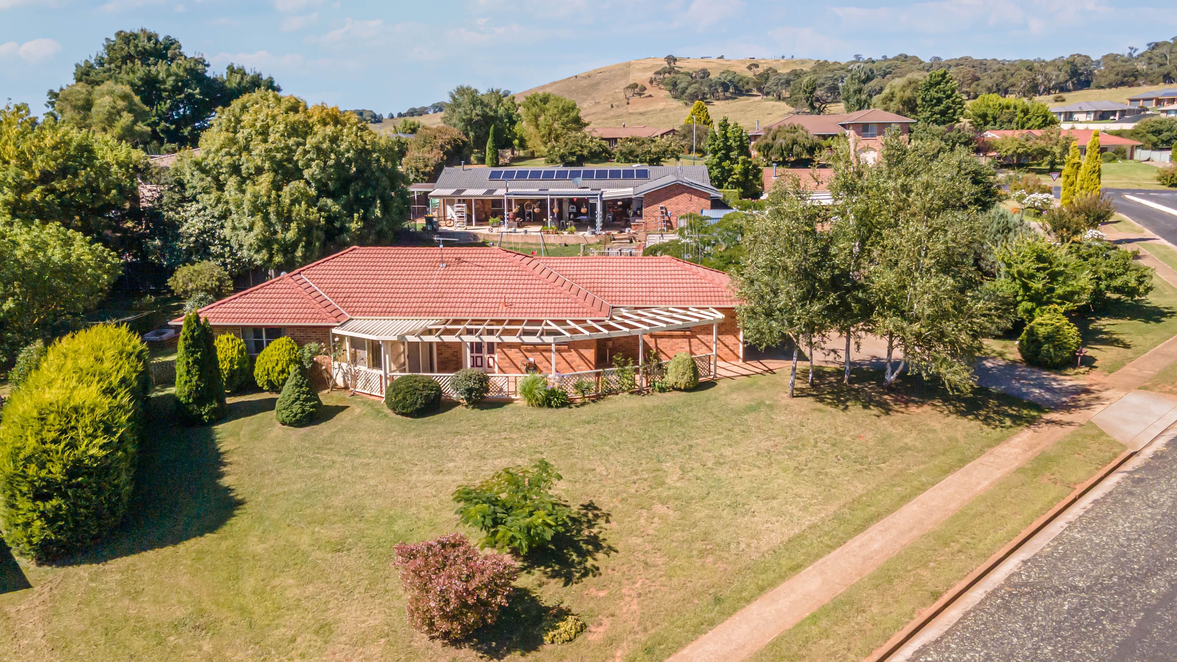 38 Mount Errol Street, Blayney NSW 2799, Blayney - Image 1