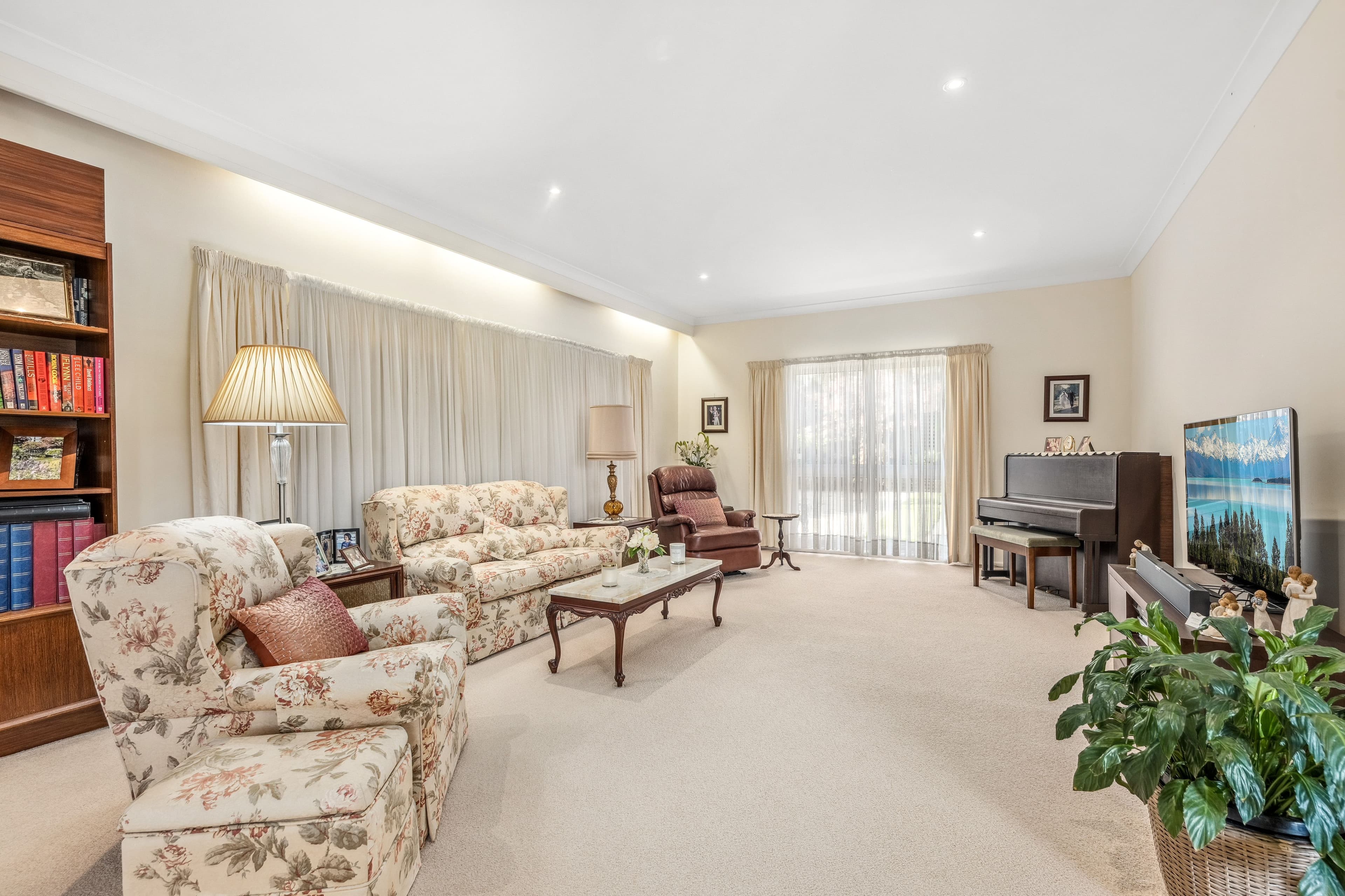 15 Caringbah Road, Woolooware NSW 2230, Woolooware - Thumbnail 6