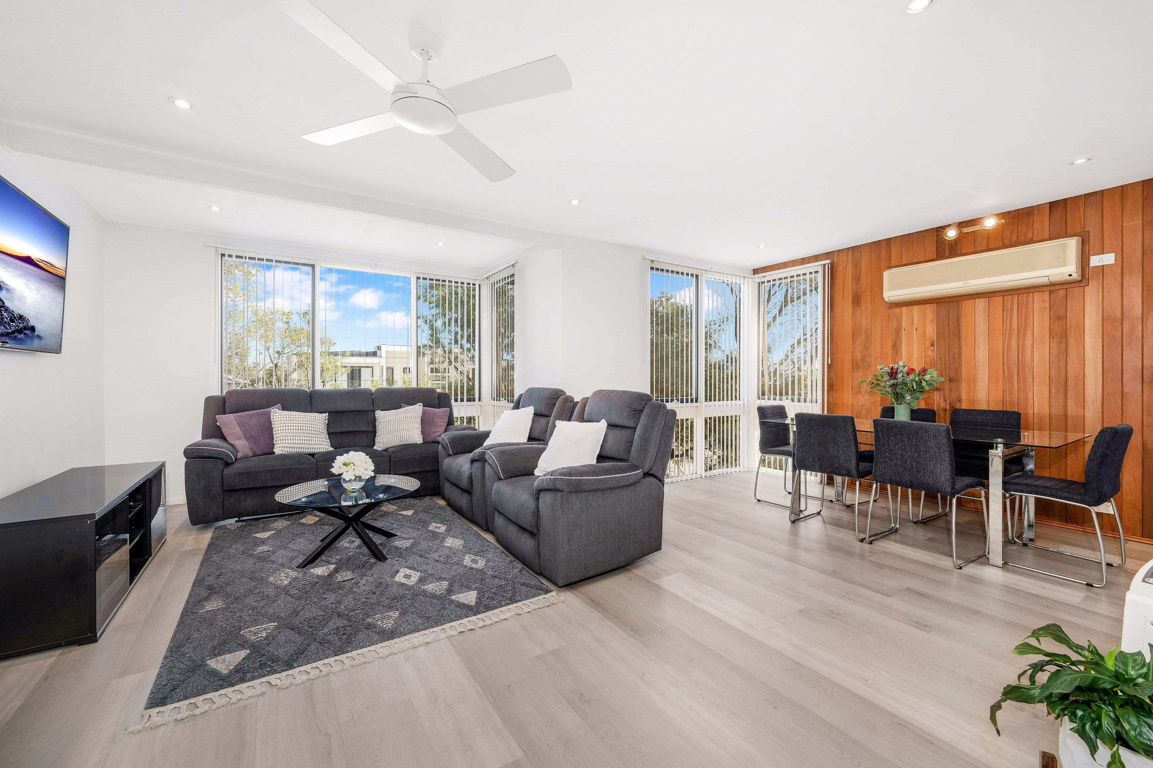 36 Kurrajong Avenue, Georges Hall NSW 2198, Georges Hall - Thumbnail 4