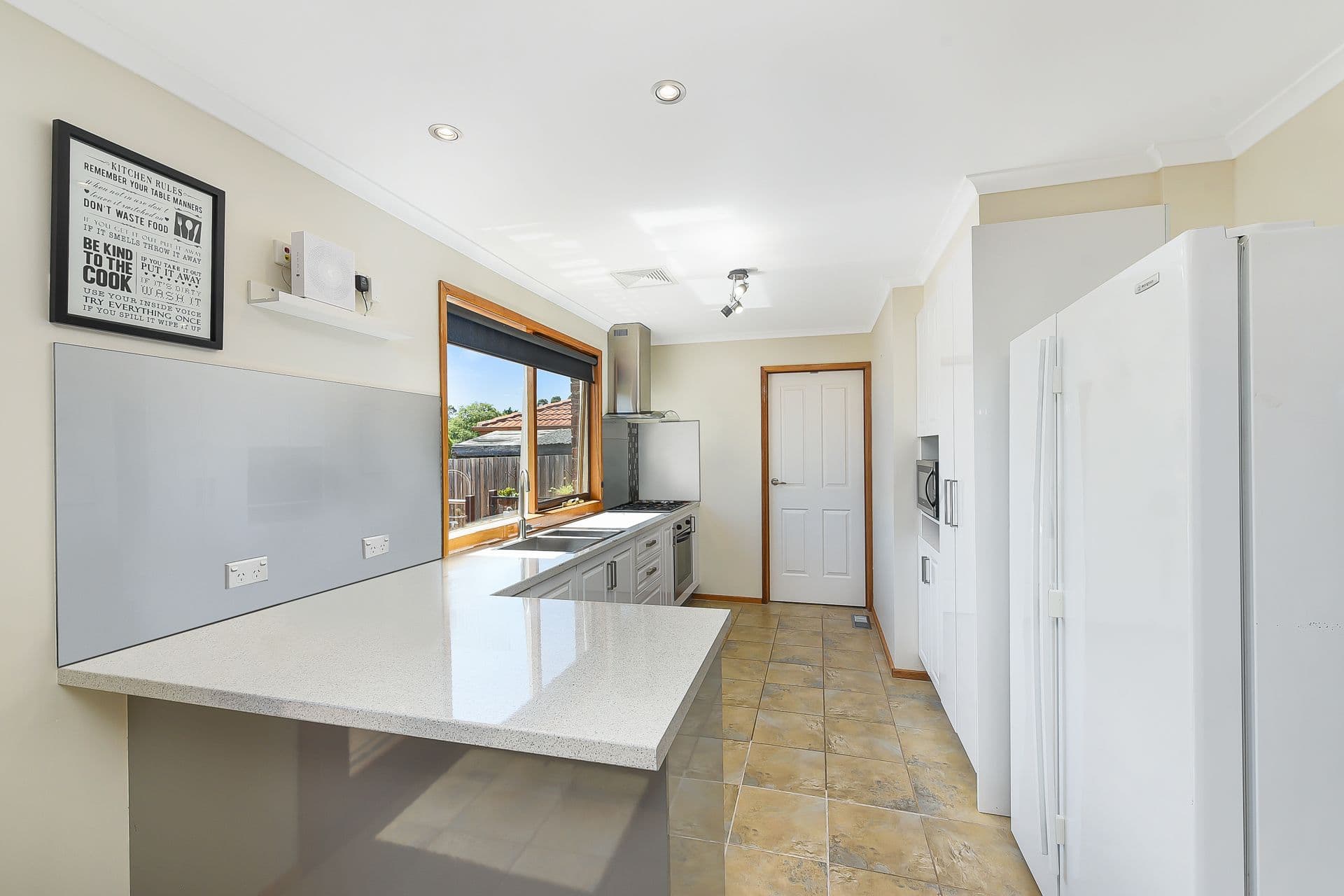 33 Chirnside Road, Berwick VIC 3806, Berwick - Thumbnail 6