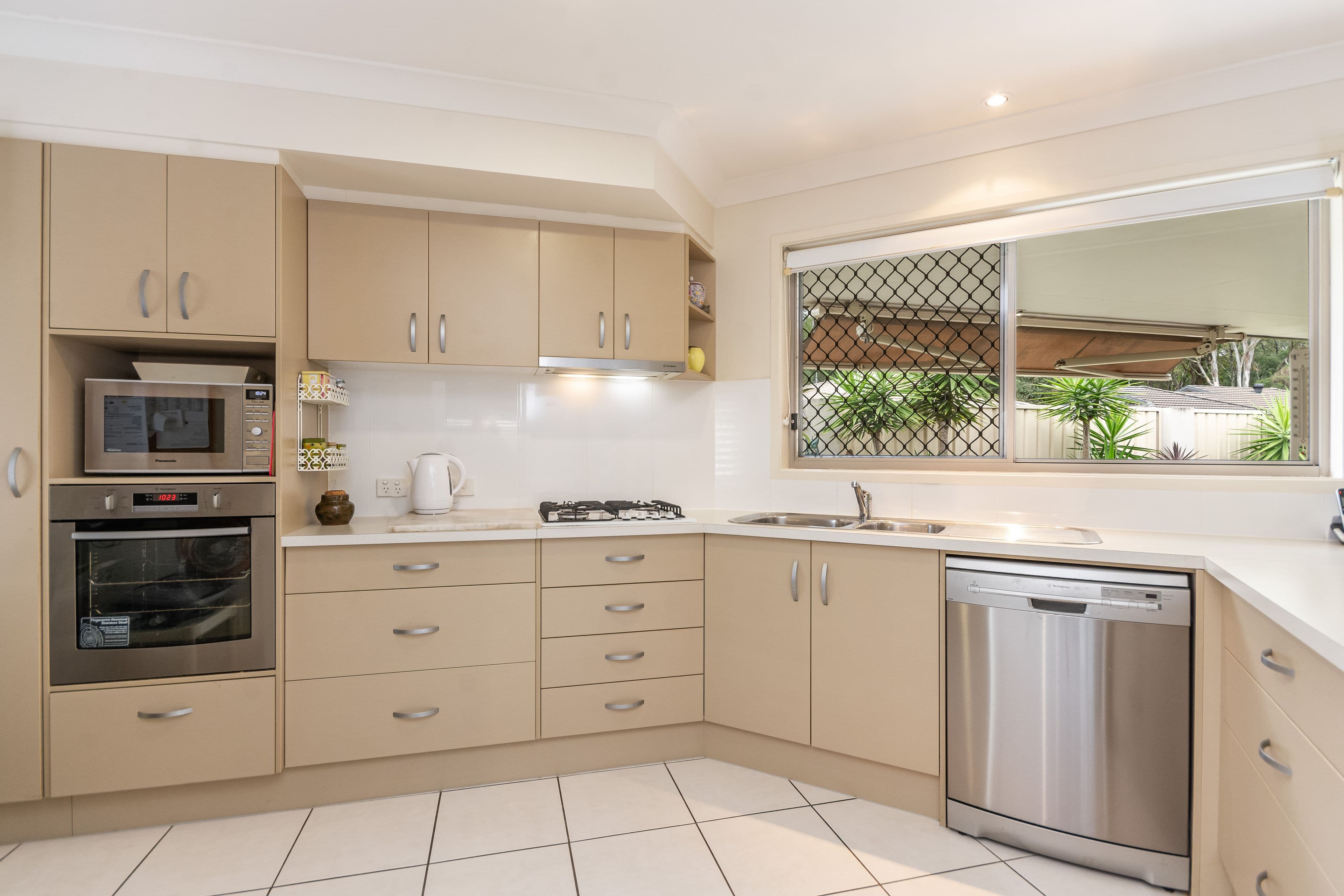 11/4 Somerset Place, Yamba NSW 2464, Yamba - Thumbnail 2