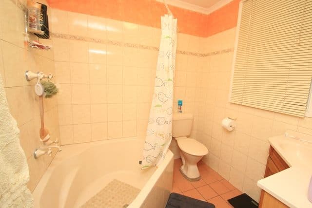 9 Condon Street, KATHERINE NT 0850, Katherine South - Thumbnail 2