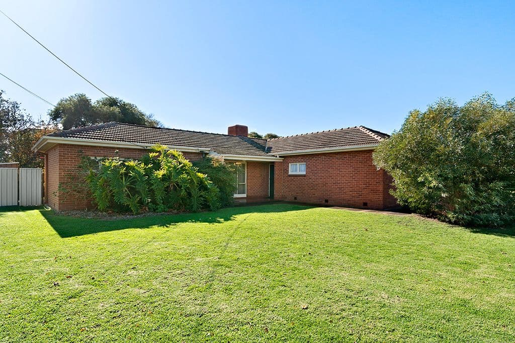 72 Halsey Road, Fulham SA 5024, Fulham - Thumbnail 2