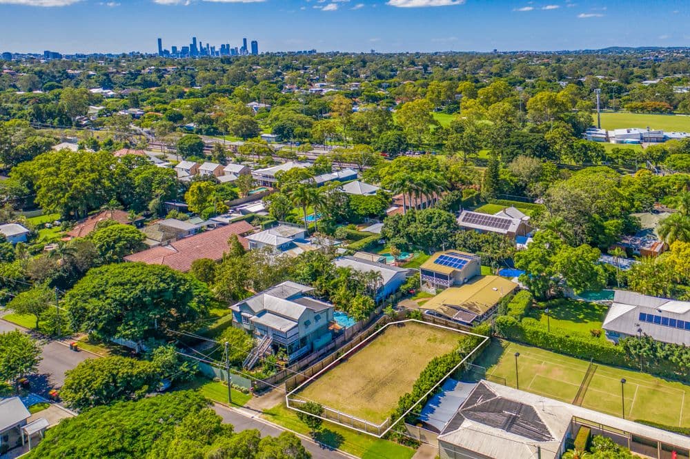 132 Victoria Avenue, Chelmer QLD 4068, Chelmer - Thumbnail 5