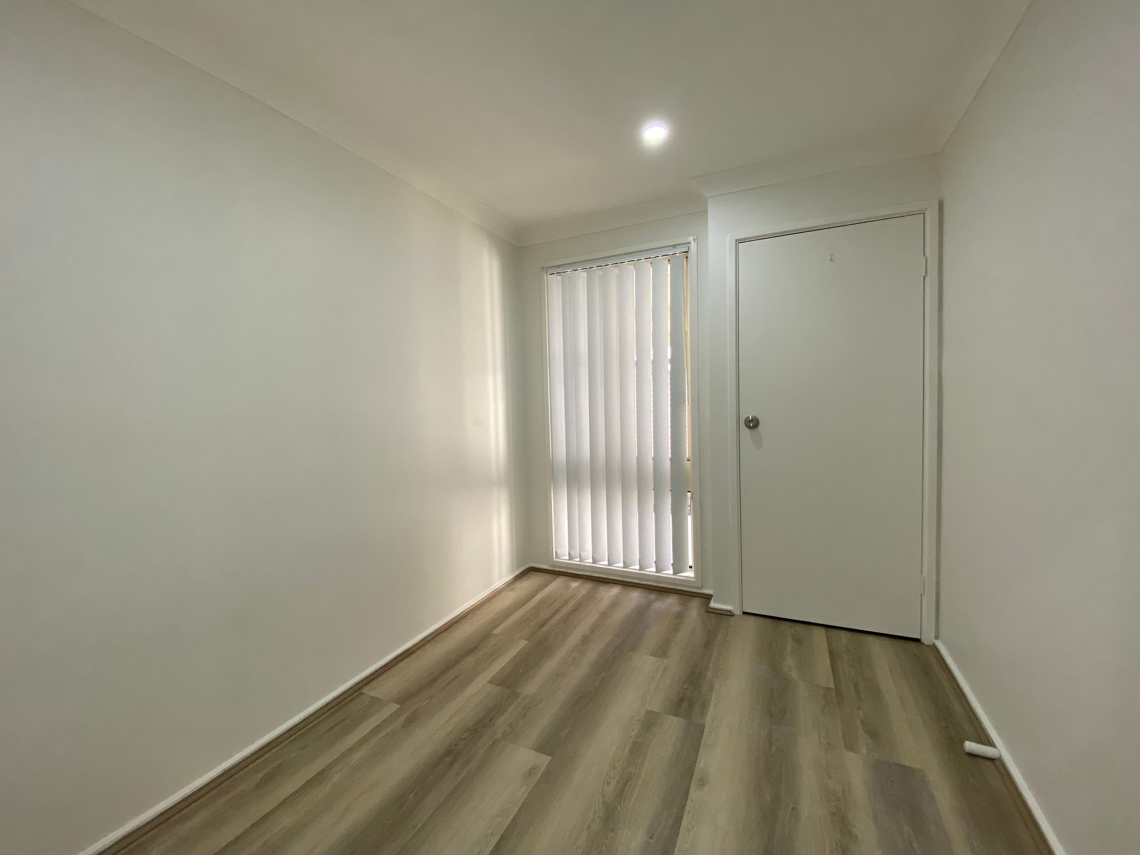 33 FALCON Circuit, Green Valley NSW 2168, Green Valley - Thumbnail 7