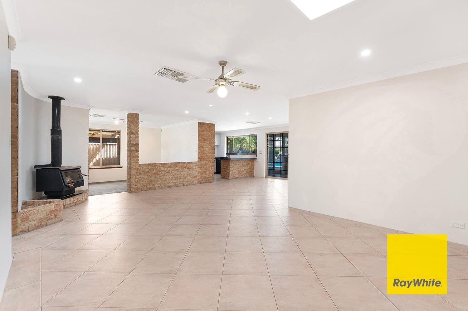 17 Bluegum Road, Thornlie WA 6108, Thornlie - Thumbnail 8