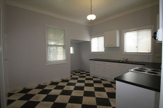 24 Raff Street, ALLORA QLD 4362, Allora - Thumbnail 7