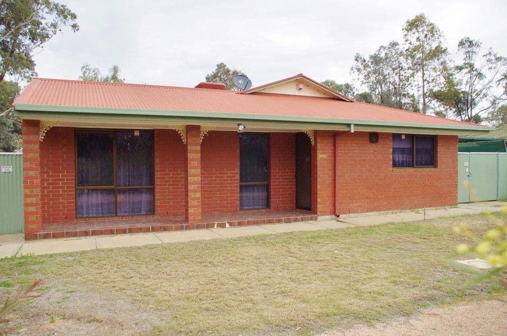 4 Pitt Court, Renmark SA 5341, Renmark - Image 1