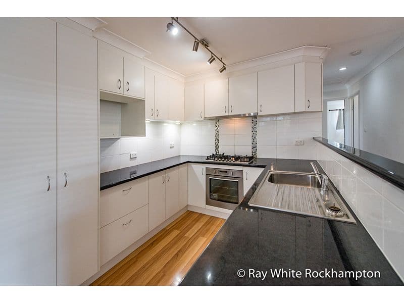 16 Docherty Street, Norman Gardens QLD 4701, Norman Gardens - Thumbnail 3