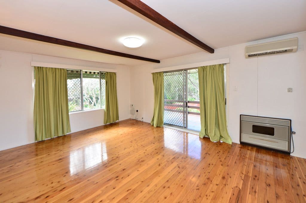4 Macqueen Street, Mount Lofty QLD 4350, Mount Lofty - Thumbnail 3