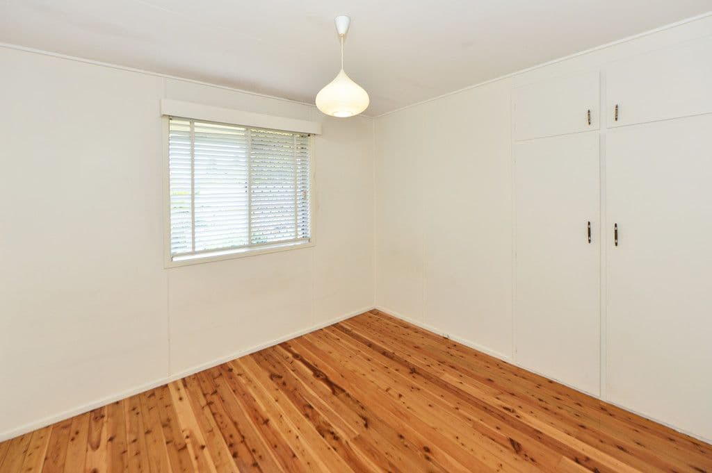 4 Macqueen Street, Mount Lofty QLD 4350, Mount Lofty - Thumbnail 8