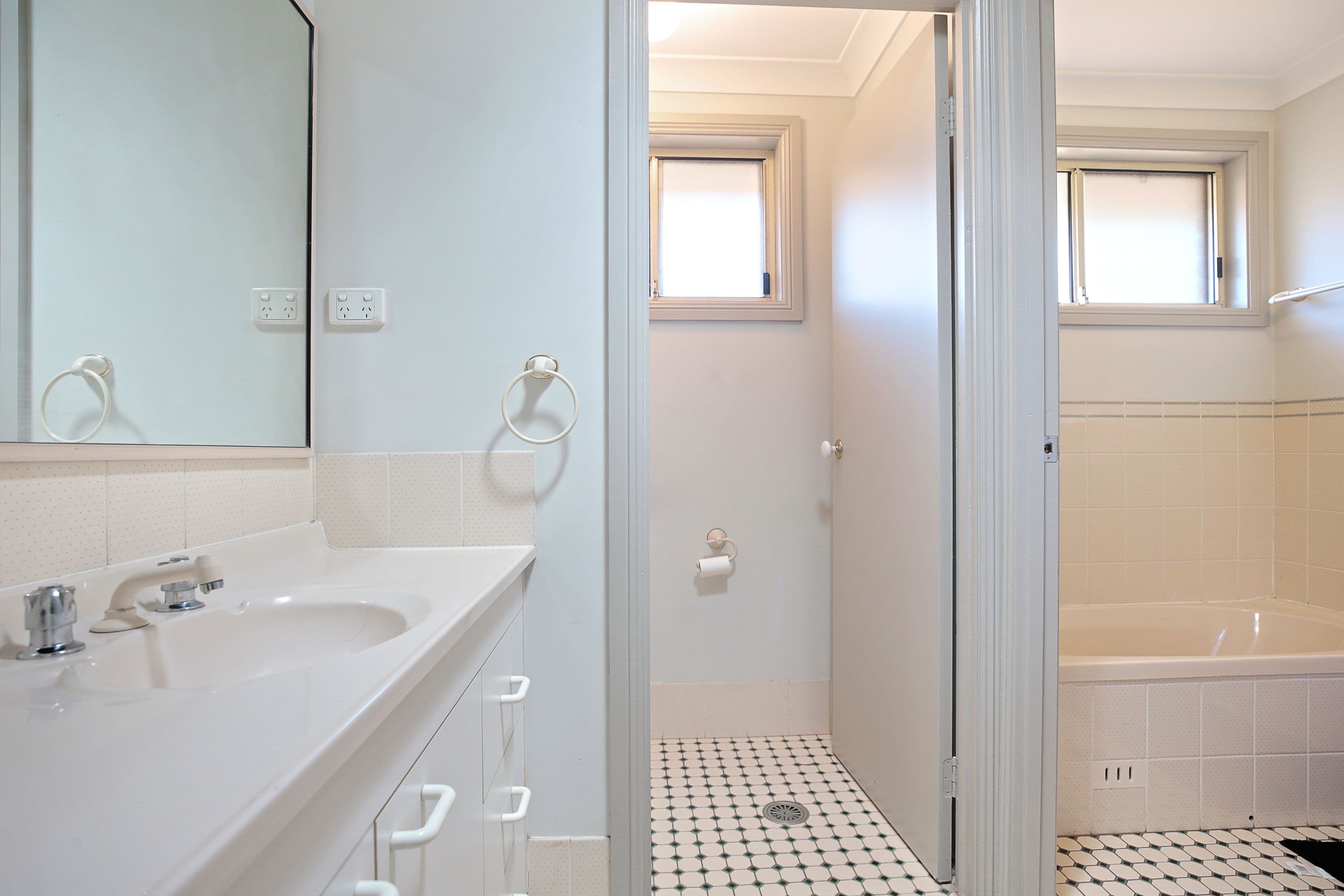 24 School House Road, Glenmore Park - Thumbnail 5