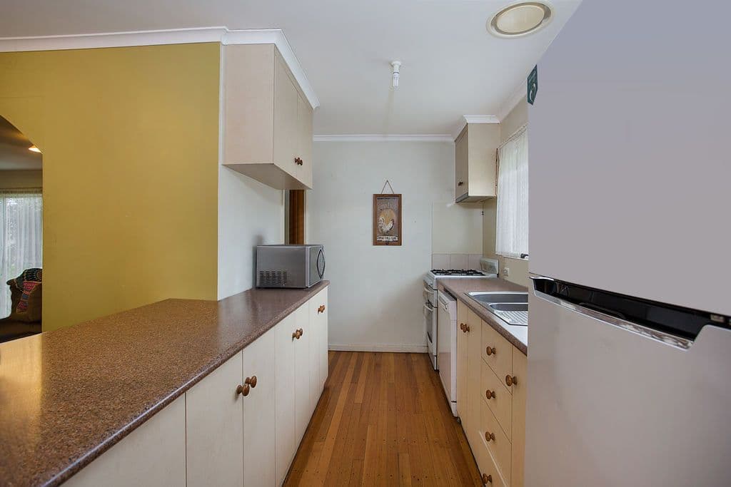 26 Gunner Street, Camperdown VIC 3260, Camperdown - Thumbnail 2