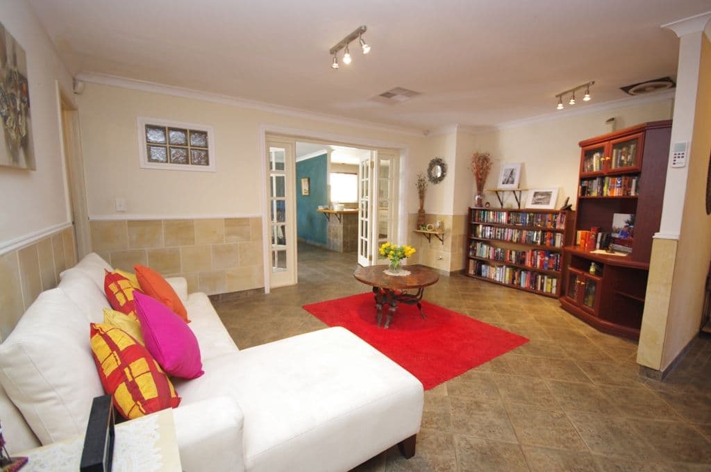 2 Pinewood Green, MIRRABOOKA WA 6061, Mirrabooka - Thumbnail 7